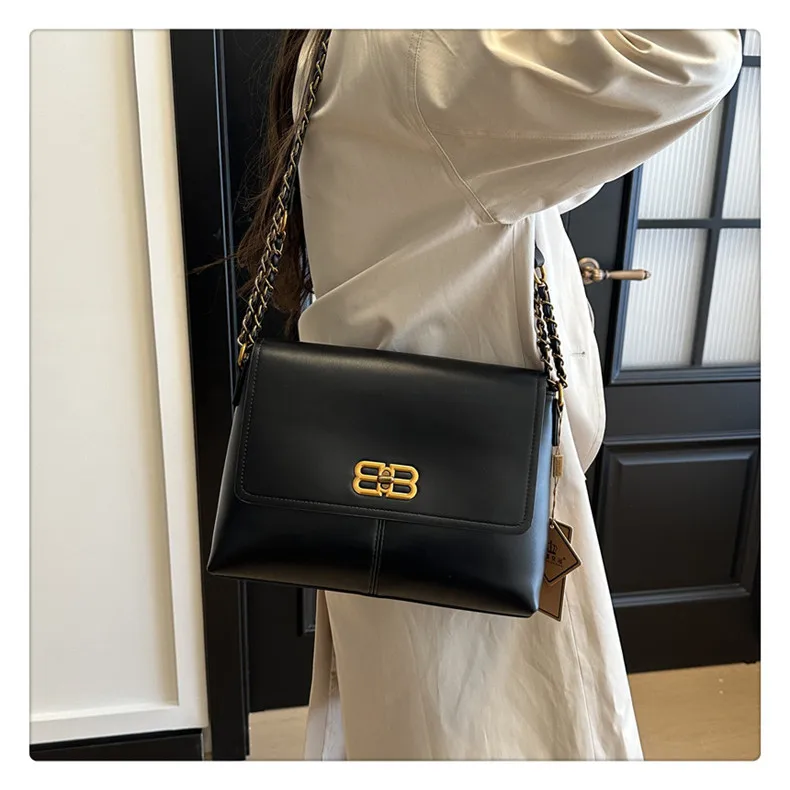 حقيبة نسائية فاخرة خفيفة بتصميم عصري جديد لعام 2025 - حقيبة كتف ساعي البريد بسلسلة ركاب راقية ذات سعة كبيرة #5