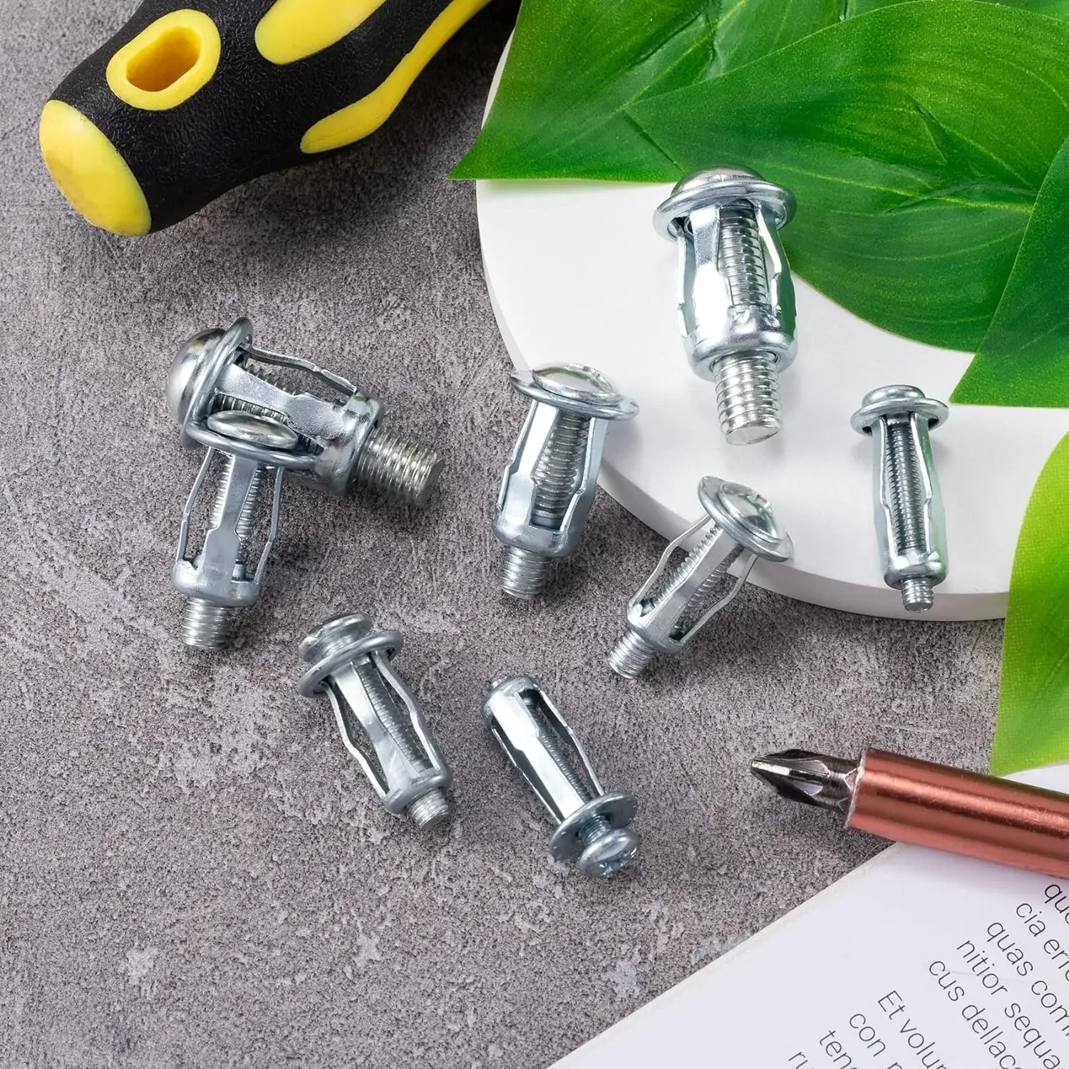 M4 M5 M6 Jack Nuts Screw Petal Shape Metal Rivet Nut Expansion Plugs Clamp Panel License Plate Lock Fixing Screw Bolt Rivetnut