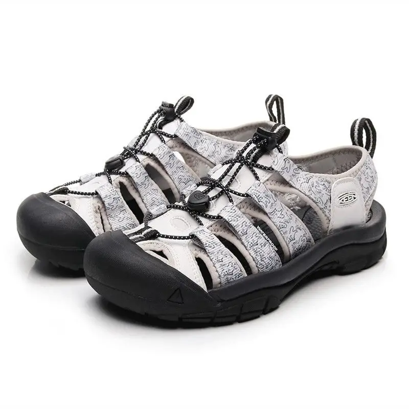 Men's and Women's Outdoor Wading Sandals Closed Toe Protective Hiking Quick Dry Sandals Couple Shoes