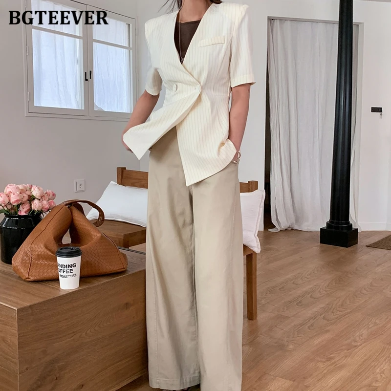 BGTEEVER INS Spring/Summer French Retro V-neck Suit Blazer for Women Two-Button Belt Slim-fit Striped Short-sleeved Jacket