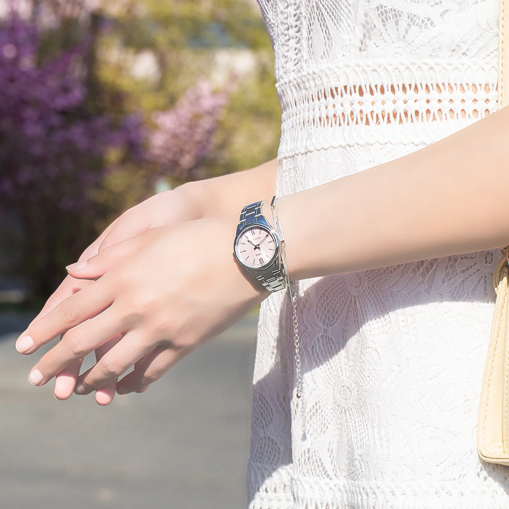 ساعة كاسيو كوارتز نسائية مع شريط فولاذي ساعة عصرية للدقة الأنيقة LTP-V005D-4B2/7B2