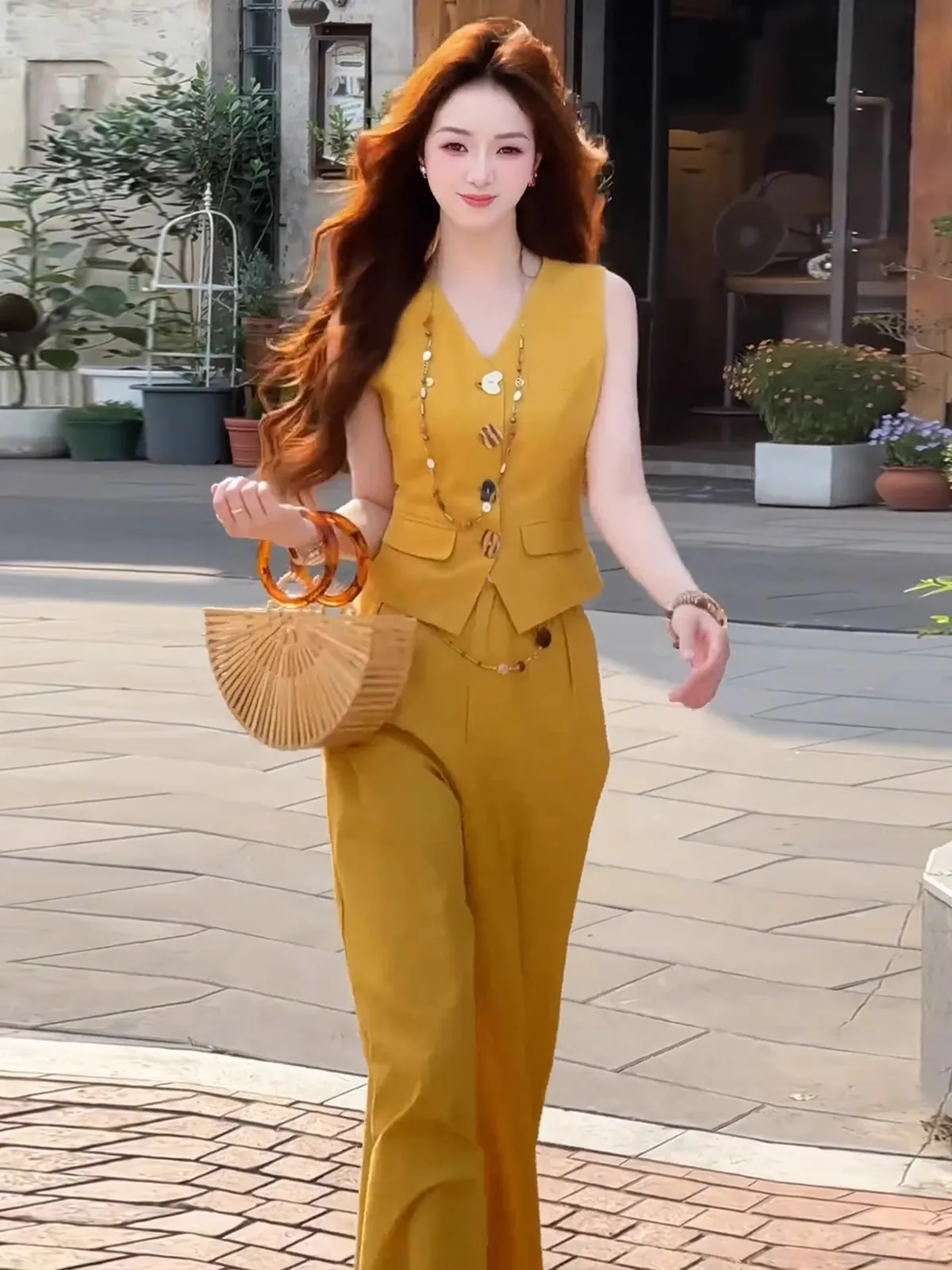 

Корейский повседневный топ без рукавов с высокой талией, широкие брюки, женский модный комплект, новинка лета 2029, комплект для поездок на работу