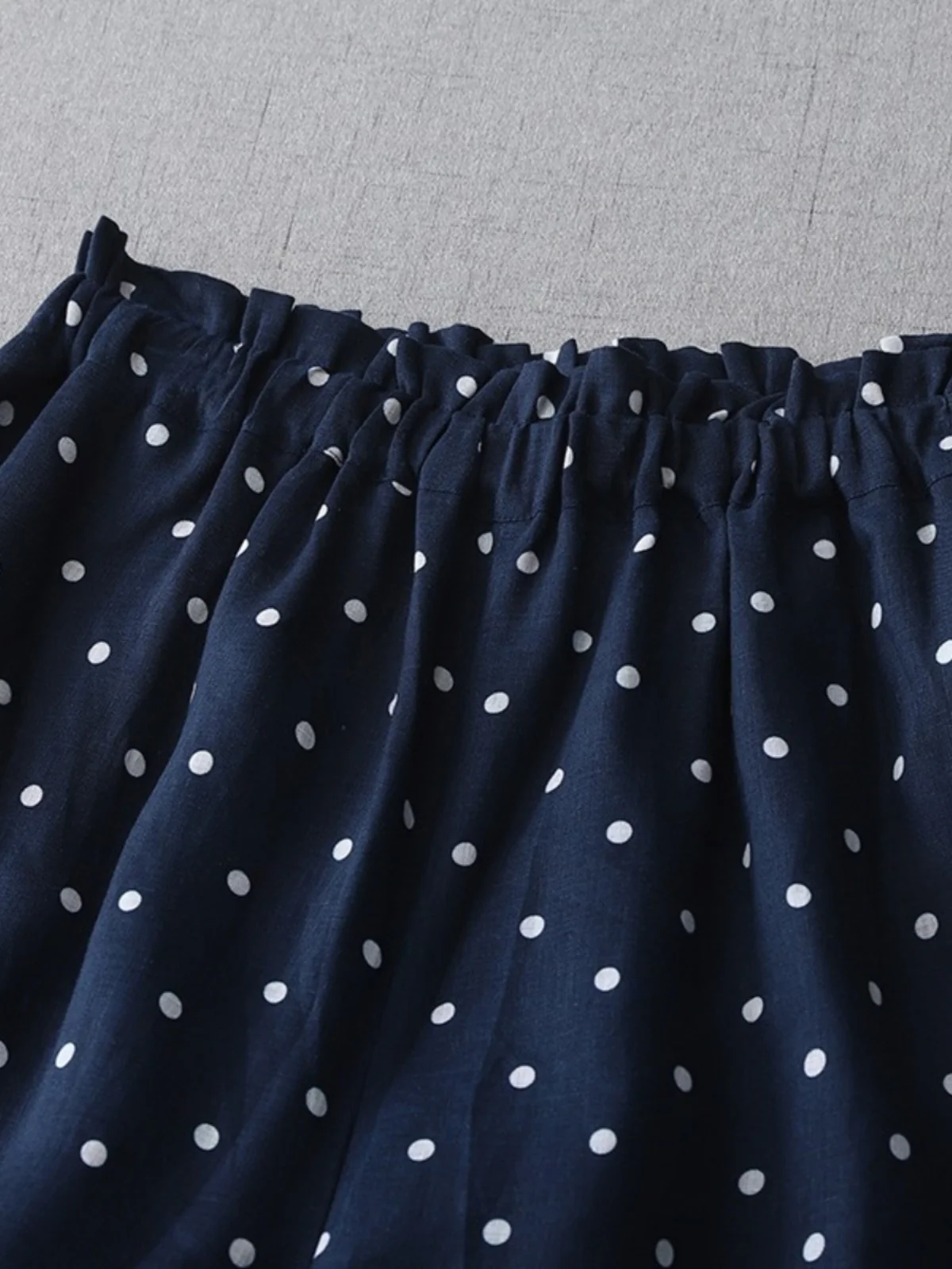 日本製水玉模様リネンワイドレッグパンツ レディース 夏 薄手 伸縮性 ハイウエスト ドレープ 細見え カジュアル ストレート コットン...