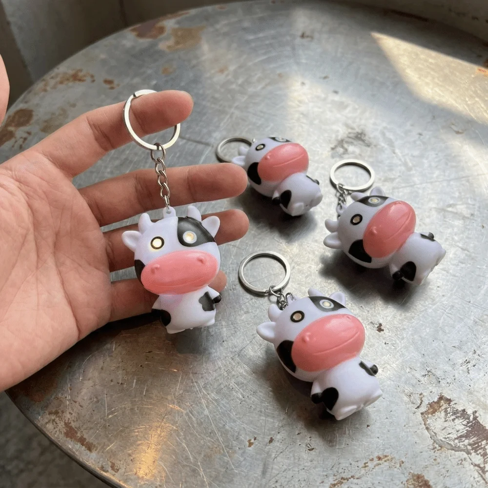 Cartoon Cow Sound Light Fidget Keychain Hanging Mini LED Eyes Cow Pendant Glow Sound Feature Fidget Cow Bag Pendant Adults