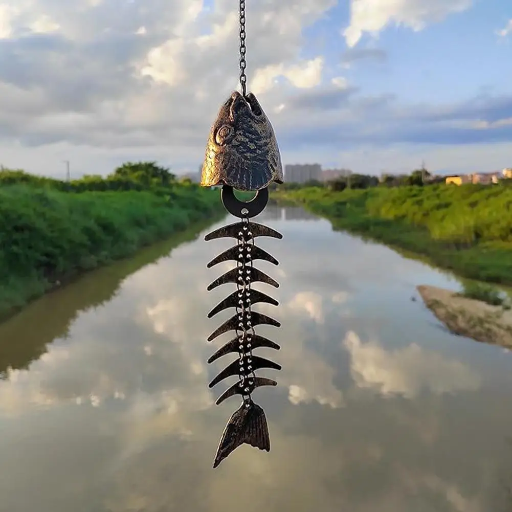 Vintage Fish Skeleton Windchime Cast Iron Fish Bone Metal Wind Chimes for Outdoor Garden Decor Melody for Home, Yard, Porch W2S3