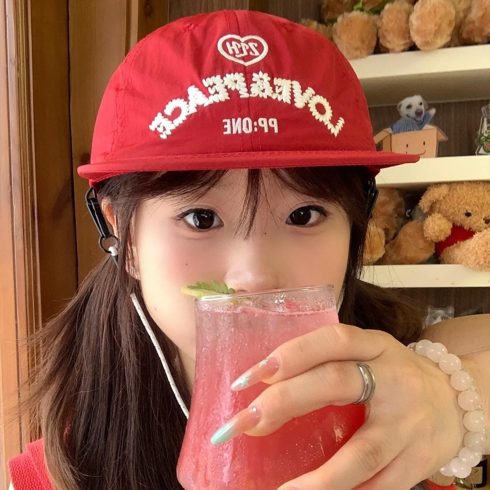 Berretto da baseball con lettera coreana di tendenza Berretto da baseball con coulisse regolabile traspirante Visiere da donna versatili in cotone estivo