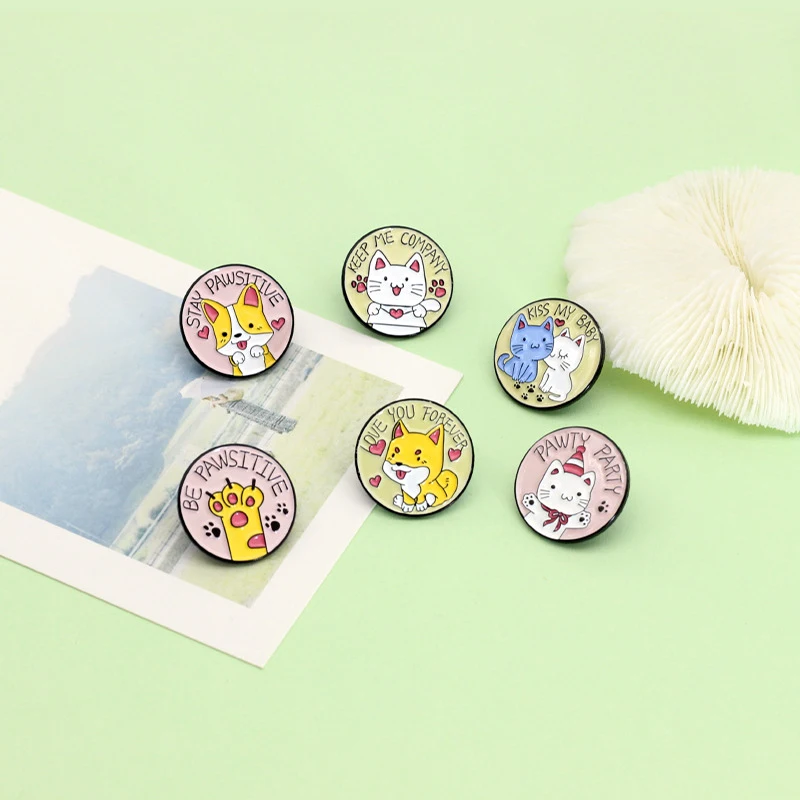 Cute Animal Round Metal Badge Foot Sole Rainbow Dog Cat Metal Badge Keep Positive Club Metal Badge Punk Lapel Pins Jewelry Gift