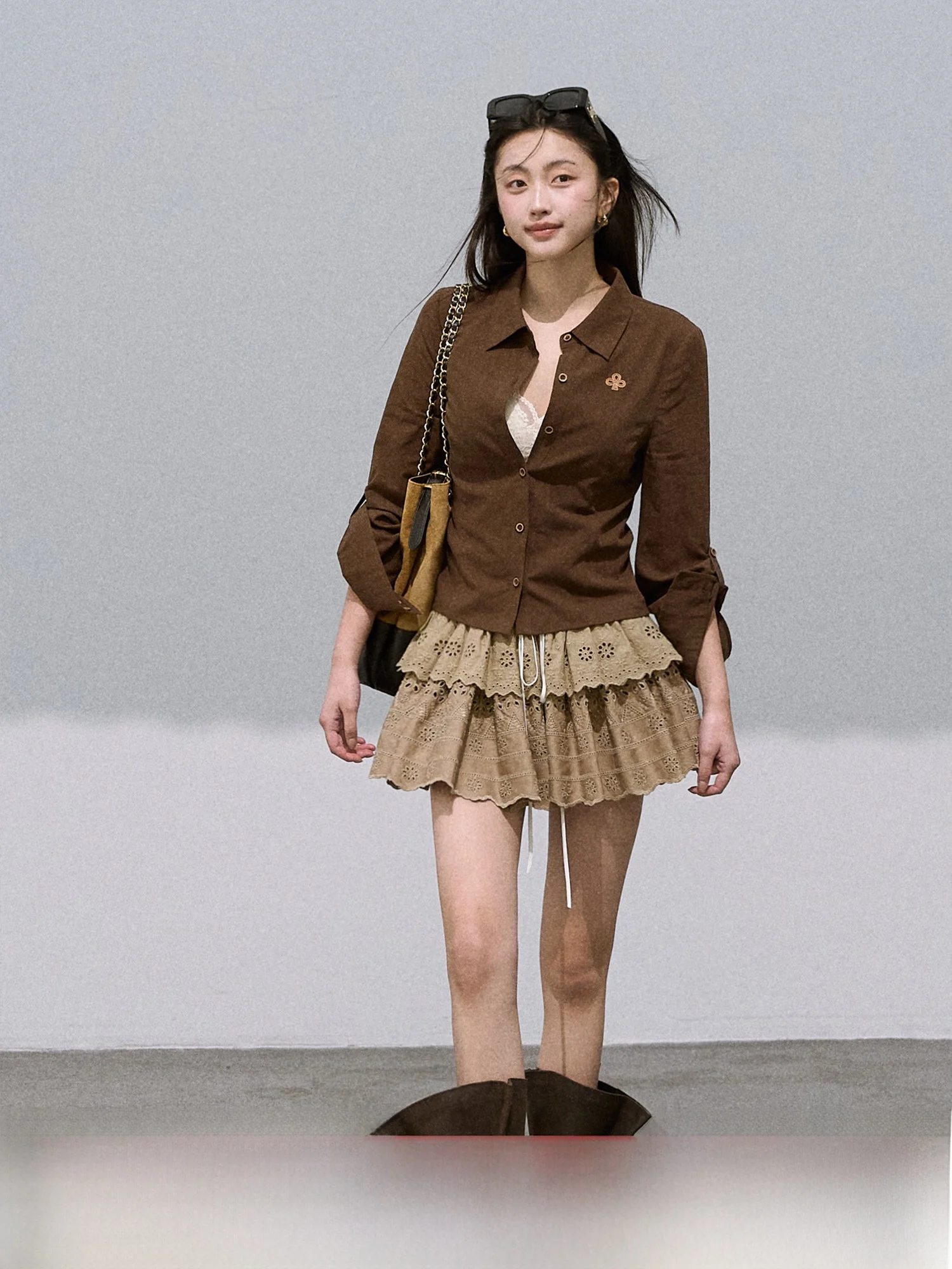 

OAKMOO Knight Spirit Long Sve irt Waist Cinched Cotton Linen Texture Women's Faion Breathable Comfortable V-ne Top