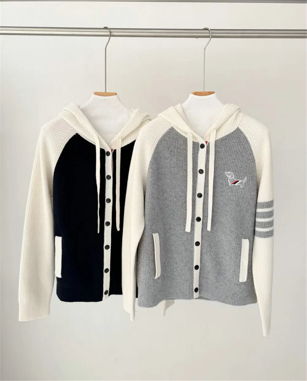 

25 Autumn/Winter new Hooded Loose Casual Knitted Cashmere Single Breasted Embroidery Sweater Jacket For Women