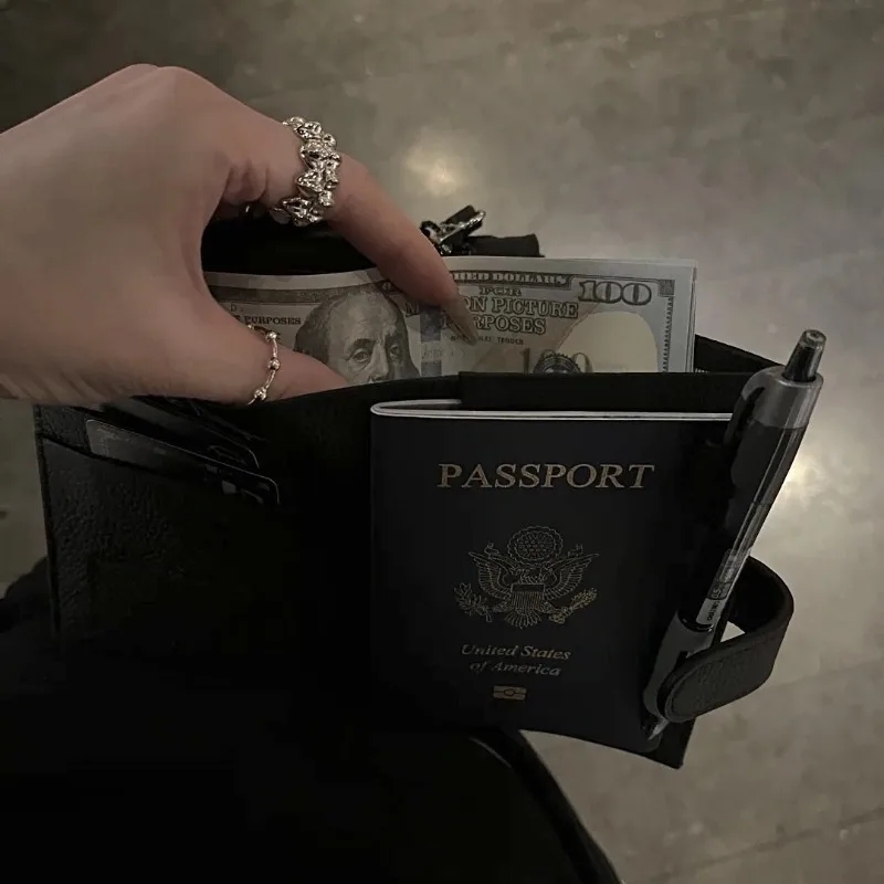 Kawaii hello kitty documento titular anime menina bonito portátil moeda bolsa moda popular diamante incrustado saco de couro atacado