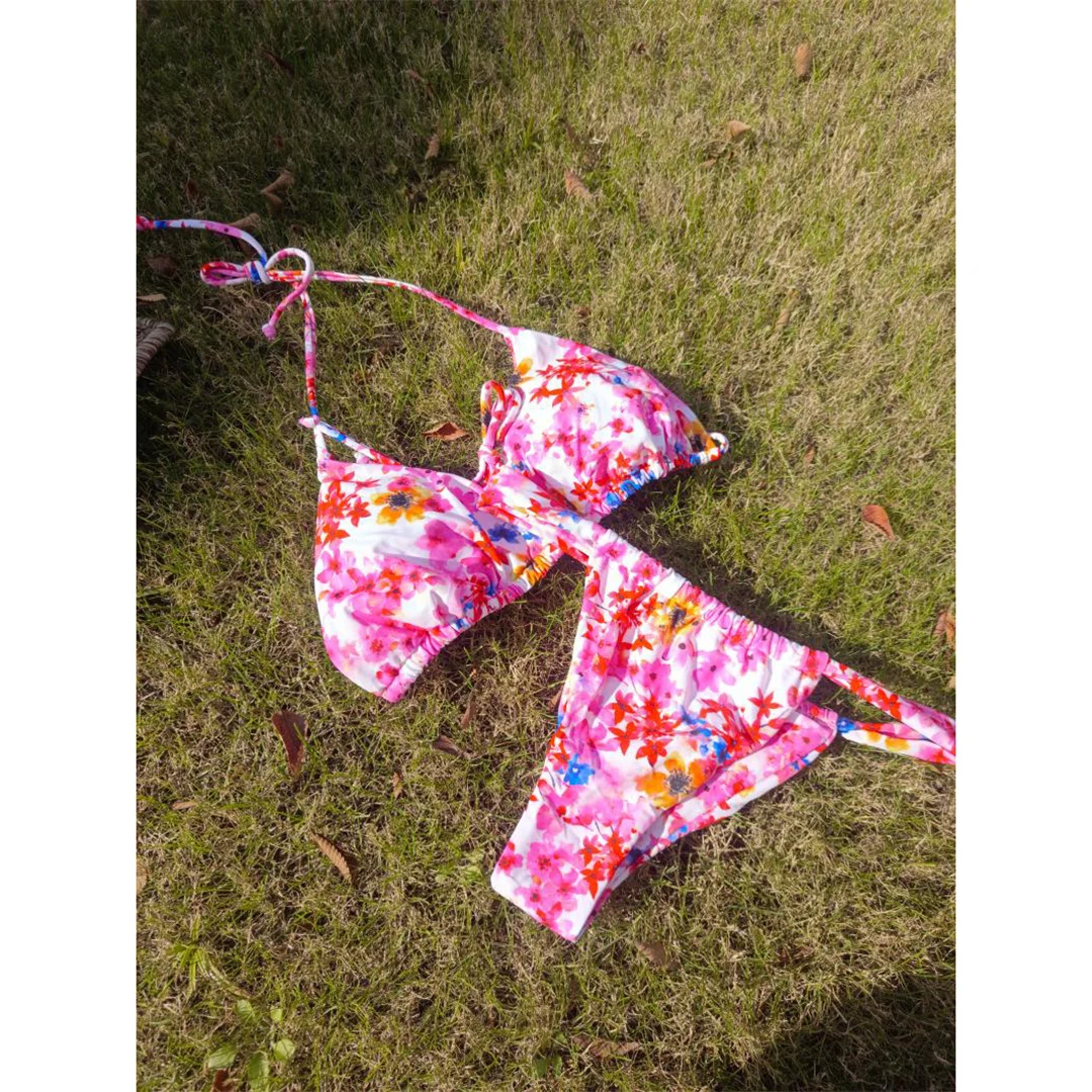 XS - XL, Bikini mit Blumenmuster und hohem Beinausschnitt, Damen-Badeanzug, zweiteiliges Bikini-Set, Badebekleidung, Badeanzug, Modell V6531. – Detail 21