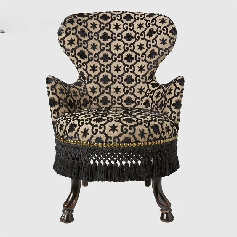 

French retro single sofa chair, living room, high-end antique style sofa, embroidered chair