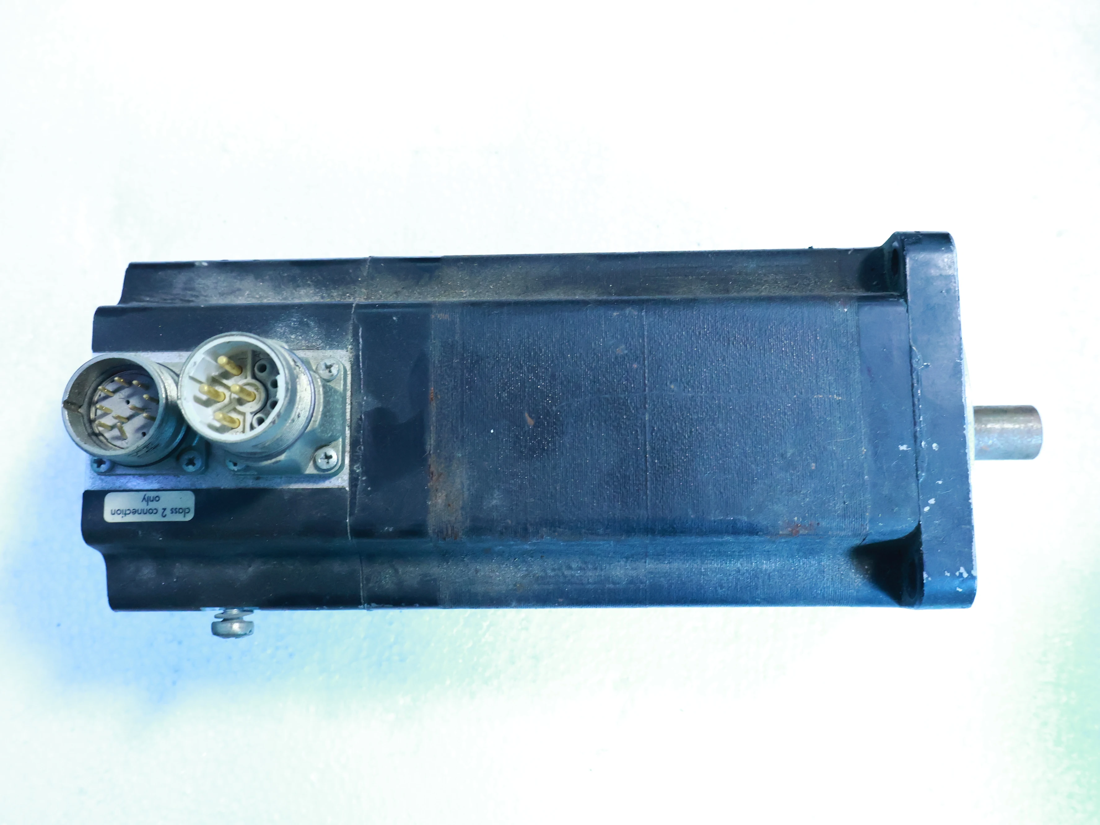 

Б/у сервомотор SER3913 4L3SS0C0 для Berger Lahr SER3913/4L3SS0TO