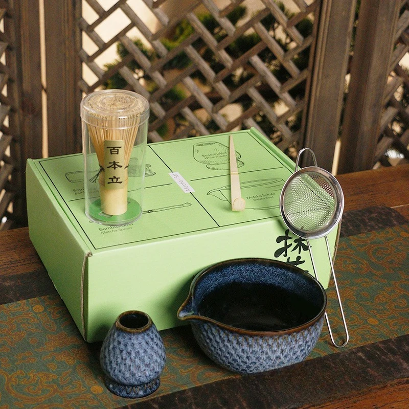 

Kiln-Changed Blue Ceramic Tea Bowl With Spout Set Bamboo Matcha Brush Tool Blender Suitable Family Handmade Matcha Making