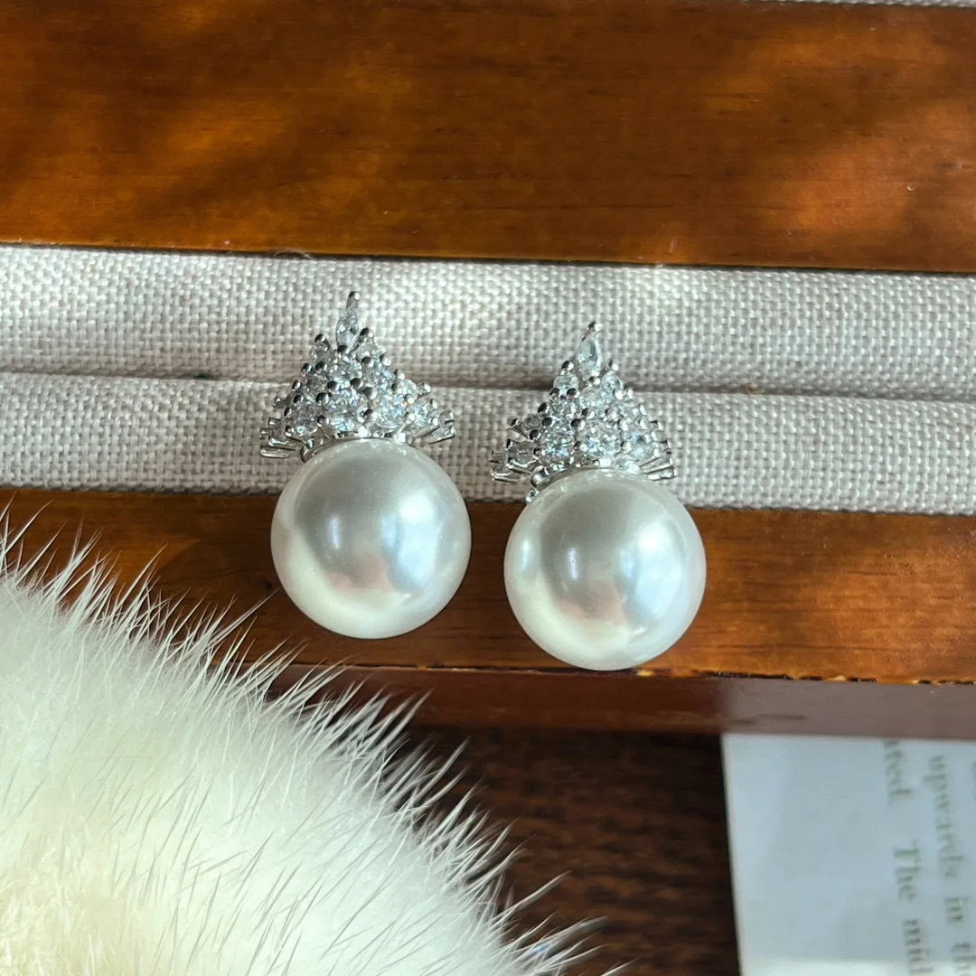 

12Mm high quality cold white strong light Shijia imitation pearl stud earrings simple Australian white round bead earrings femal
