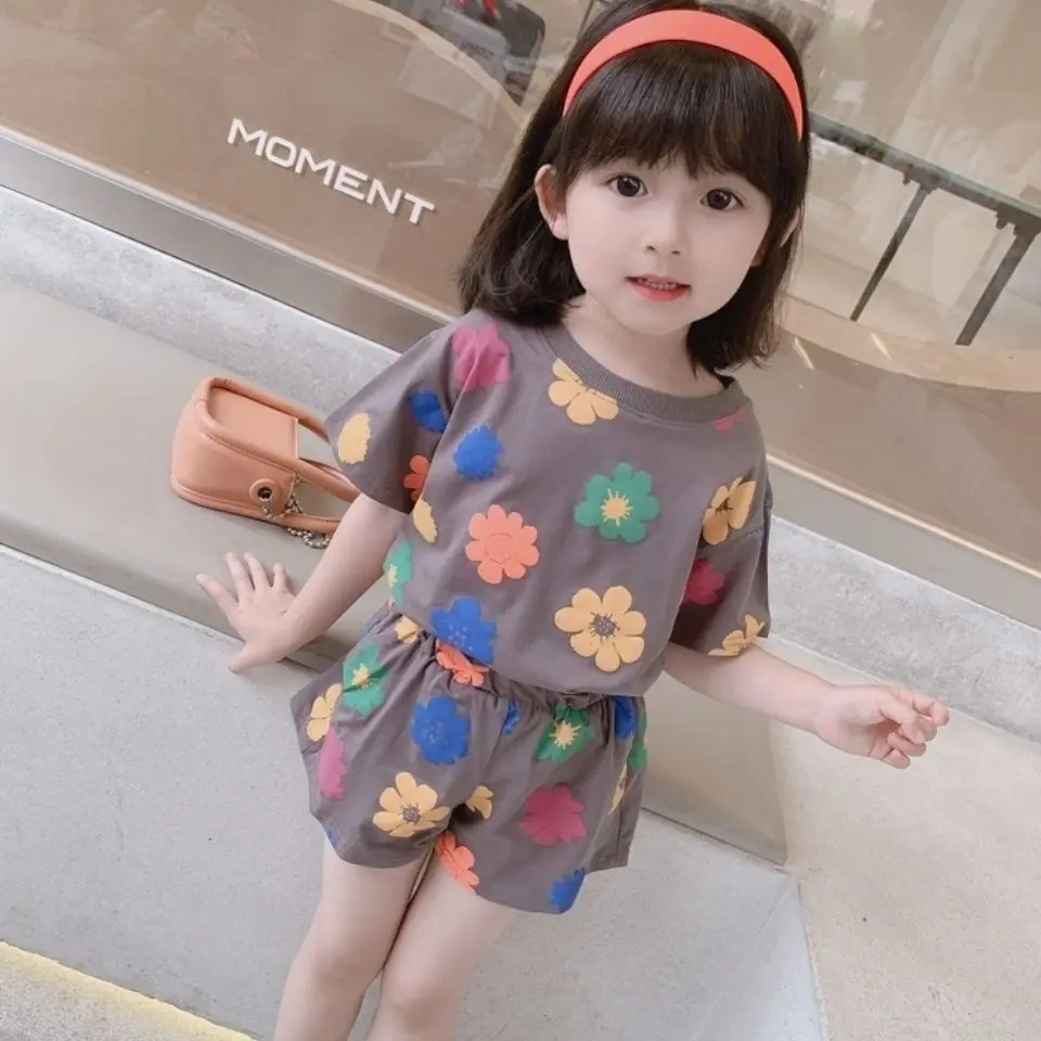 

Girls Summer Flower Set 2024 New Korean Childrens Fashion Girl Summer Short Sleeve Two Piece Set