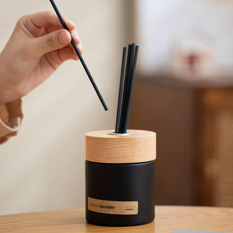 Reed Diffuser 6.76oz Essential Oil Reed Diffuser Set with 6 Sticks, Long Lasting Fragrance for Bathroom, Bedroom, Home Decor