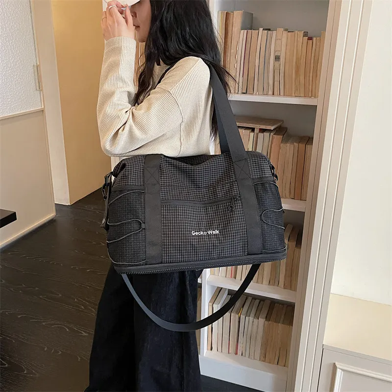 lightweight-oxford-cloth-sports-bag-travel-crossbody-bag-for-outdoor-travel-and-fitness-wet-and-dry-separation-bag