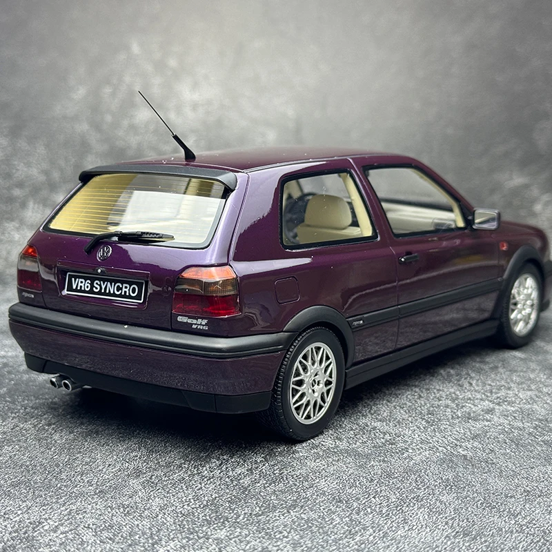 OTTO 1:18 Volkswagen GOLF III III VR 6 1995 resin car model Static display holiday gift collection classic car collection