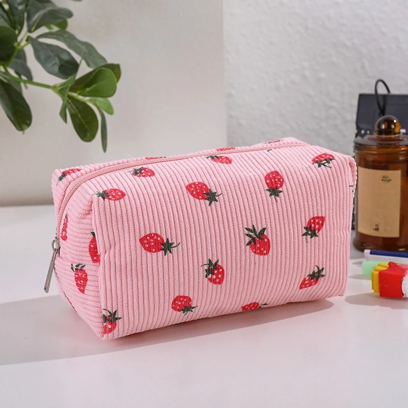 

Модная женская косметичка FashionStrawberry: вместительная сумка для туалетных принадлежностей, органайзер для косметики, пенал для канцелярии, женская косметичка на молнии