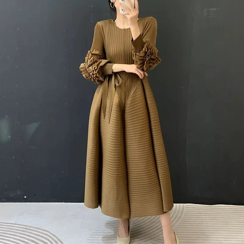 ANLAN Tie Flower Lantern Sleeve Pleated Women's Dress 2026 Summer New Lace Up Waist Design Round Collar Elastic Cloth 3AN1017