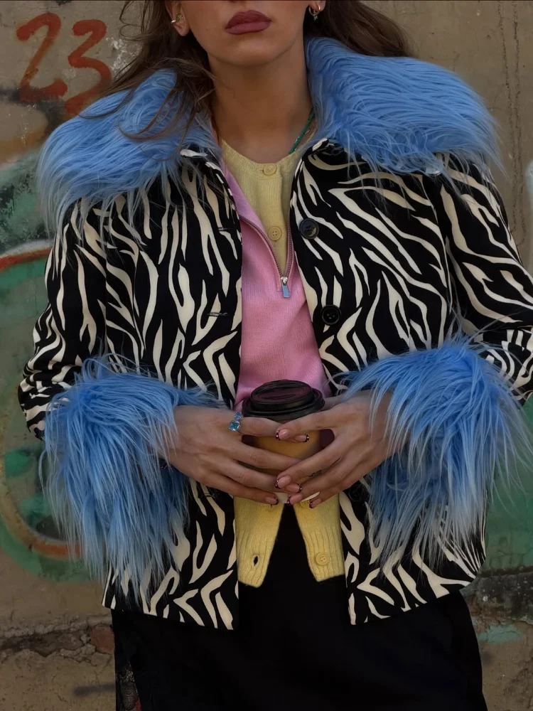 Ladies Contrast Zebra Print Cropped Outerwear Blue Faux Fur Collar Cuff Thick Warm Retro Y2k 2026 Winter Fashion Street Jackets