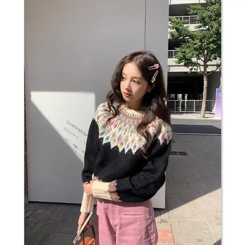 

Новая женская элегантная вязаная толстовка с капюшоном на осень/зиму 2026 года, с жаккардовым узором Fair Island, контрастным круглым вырезом, в стиле ретро