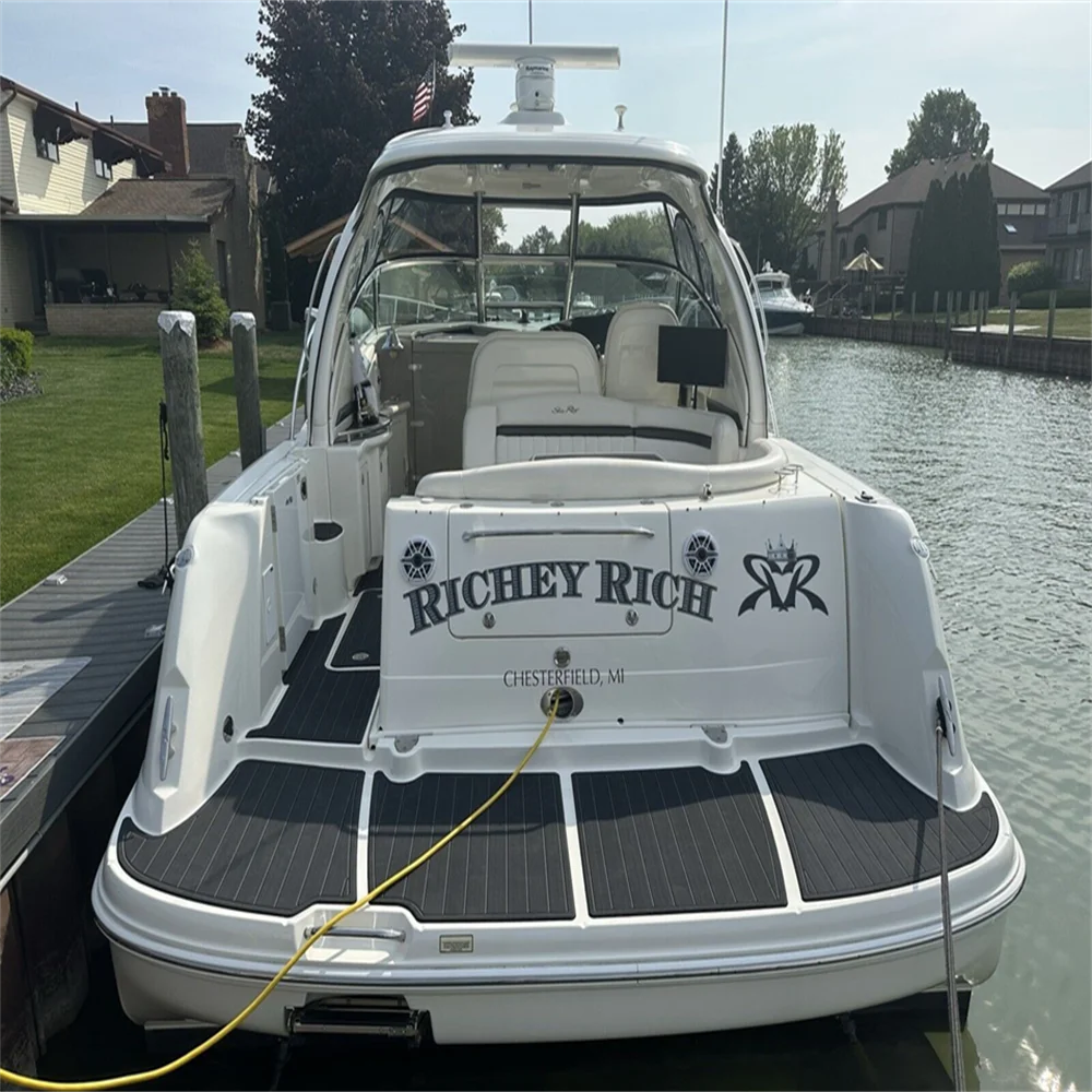 2003-2005 Sea Ray 390 Sundancer Cockpit Swim platform 1/4