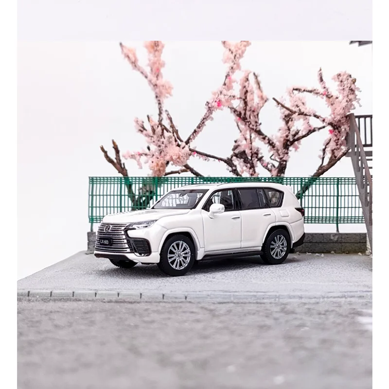 Diecast Original 1:64 Scale LX600 SUV Simulation Alloy Car Model Ornaments Decoration Collection Gift Souvenir Toy