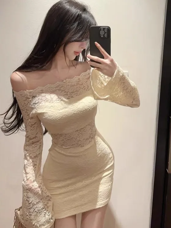 

Elegant Lace Splice One-Shoulder Hollow out Flared Sleeve Bodycon Dress Korean Style Commute Autumn Long Sleeve Short Skirt