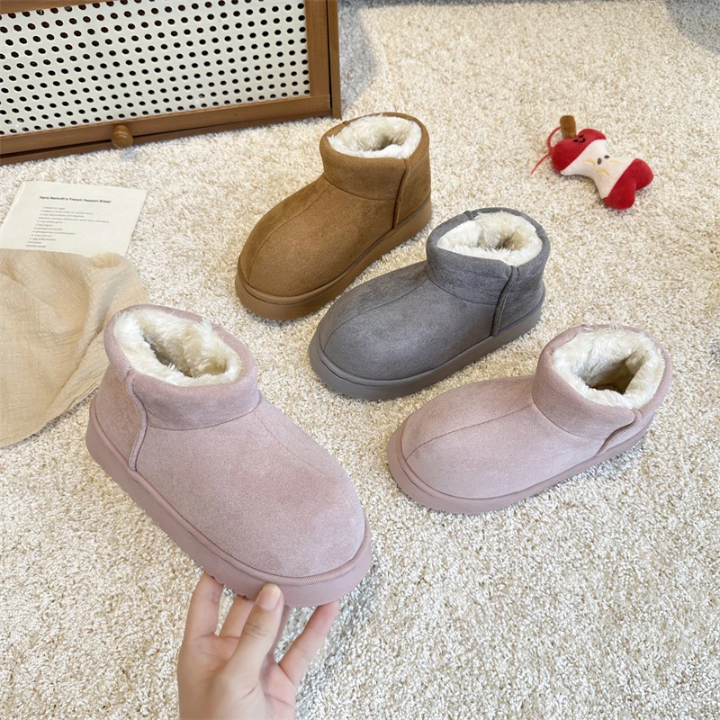 

Children's Warm Plush Cold-resistant Snow Boots 2025 Winter New Thick-soled Non-slip Casual Girls and Boys Cotton Shoes.