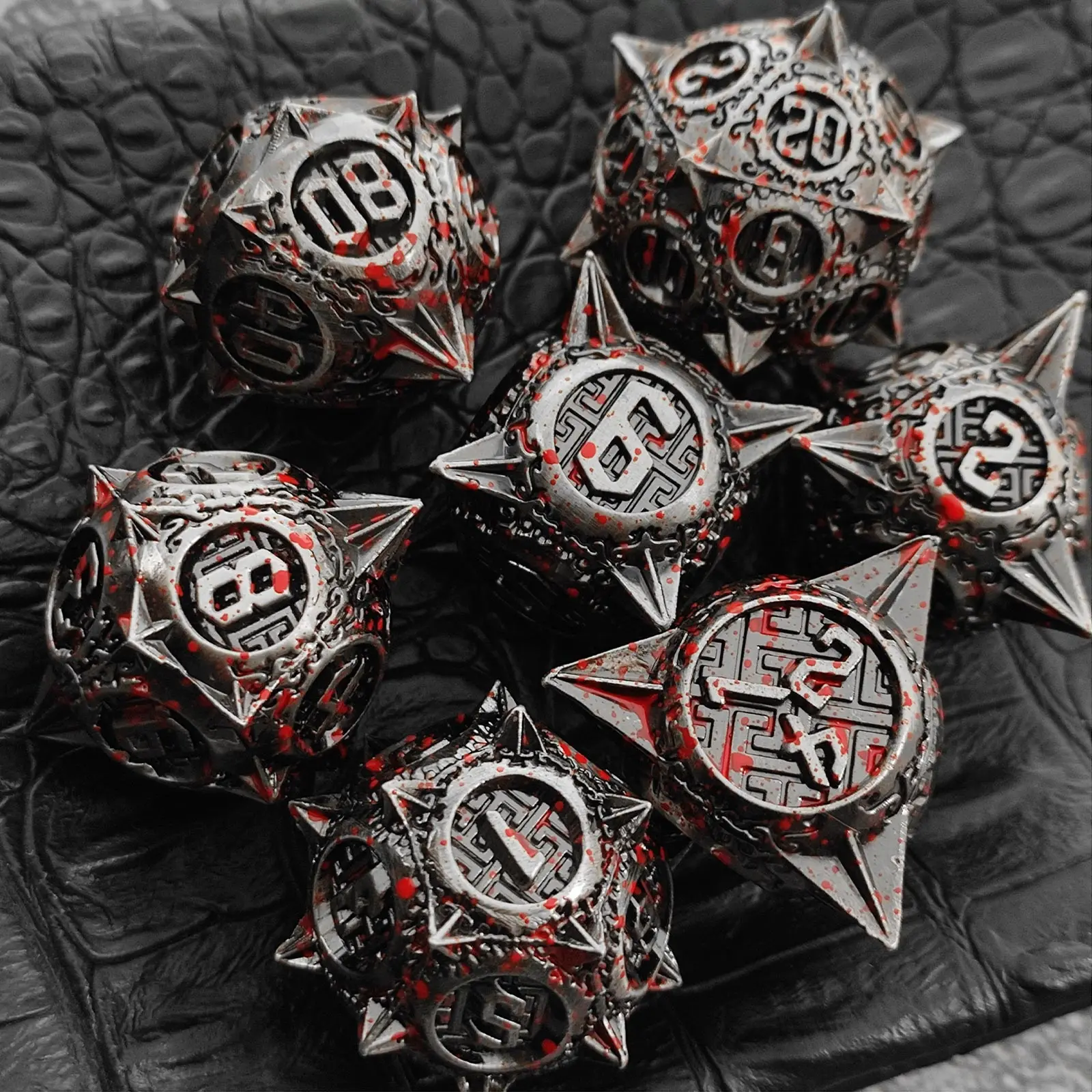 

Metal DND Dice Set 7pcs Polyhedron RPG Table Board Games D&D COC Role Playing D20 D12 D10 D100 D8 D6 D4 Dices Accessory