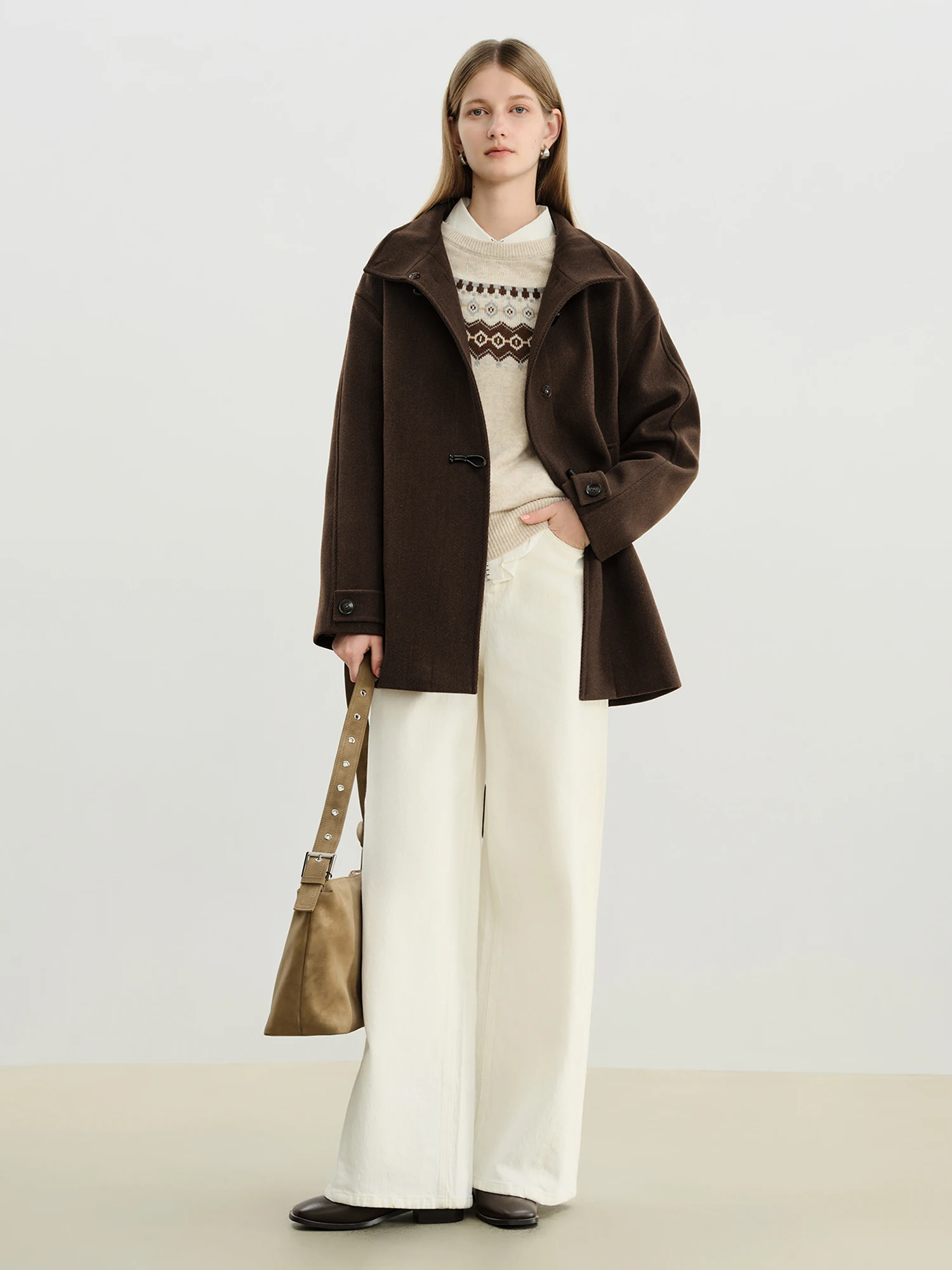 Ziqiao Koreanischer Stil Hornknopfmantel Damenjacken 2025, Winter, neuer Retro-Kurzmantel, lockerer Freizeit-Französischer Stil