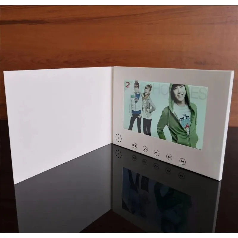 7Inch Video Booklet…
