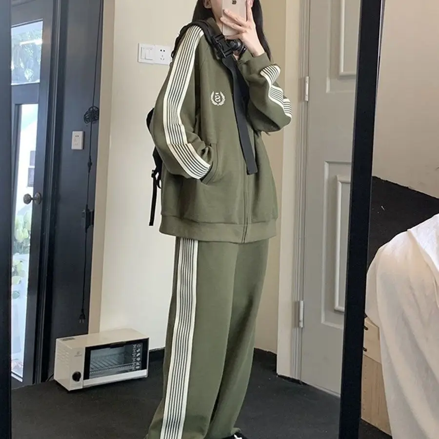 College Style Autumn Winter Sports Sports Suit Female Student Korean Version Loose and Slim Bodysuit Two-piece Set