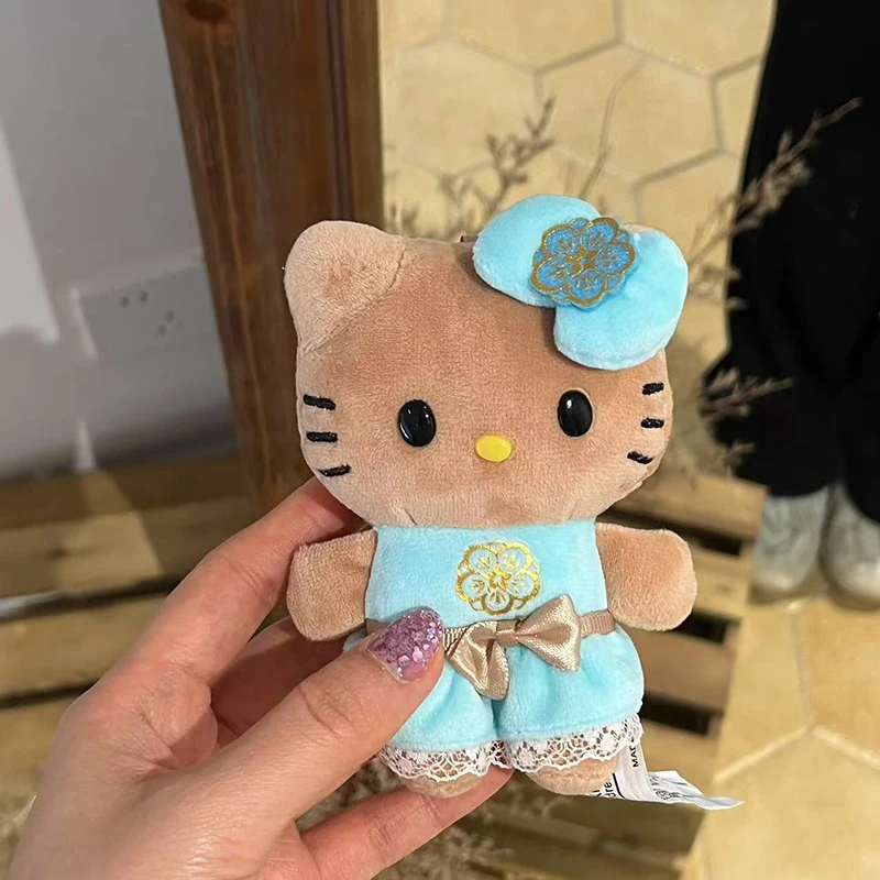 لعبة سانريو هاواي هيلوكيتي القطيفة اللطيفة من الجلد الأسود KT القطيفة على ظهره تزيين قلادة هدية فتاة #1