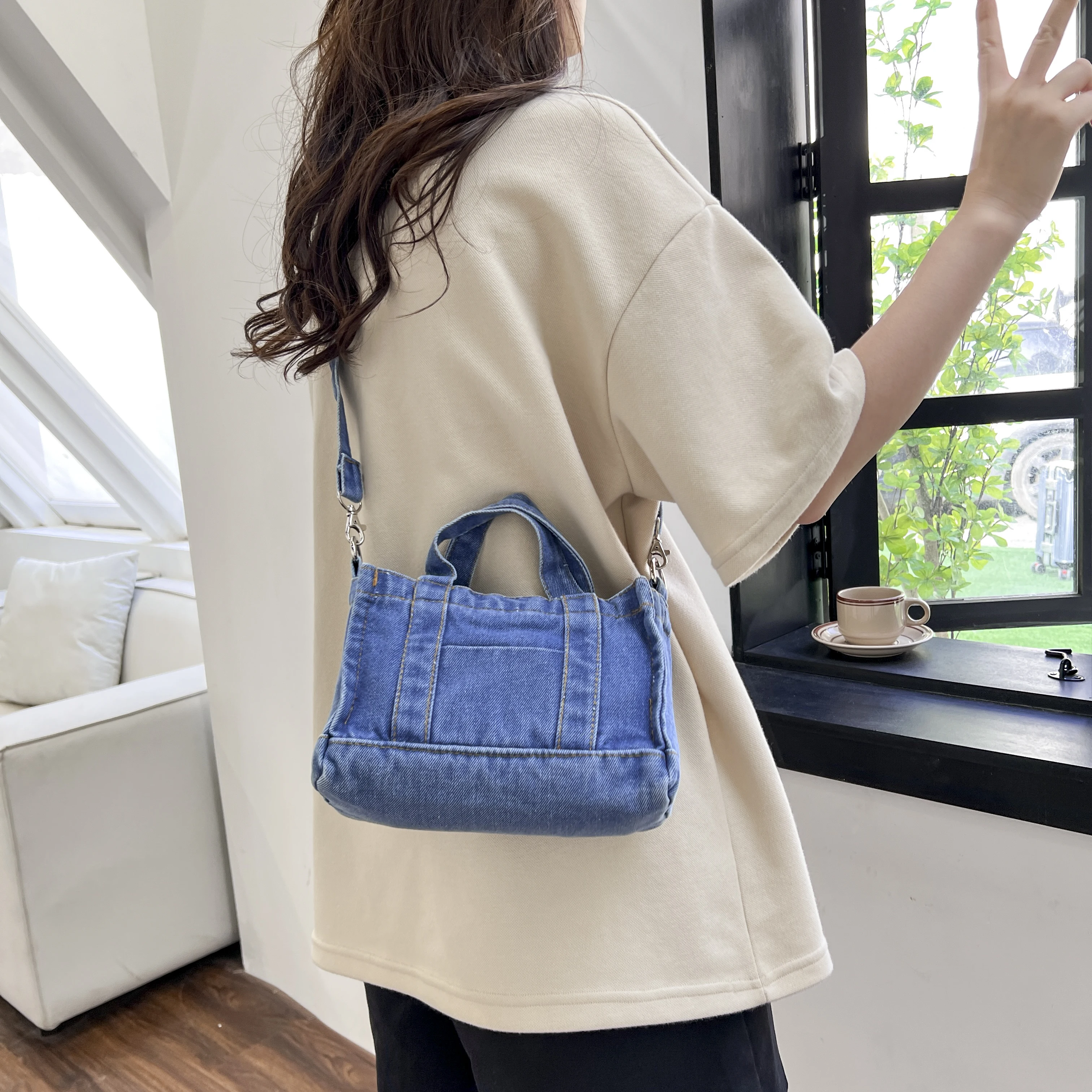 Four seasons universal casual fashion trend all-in-one denim bag