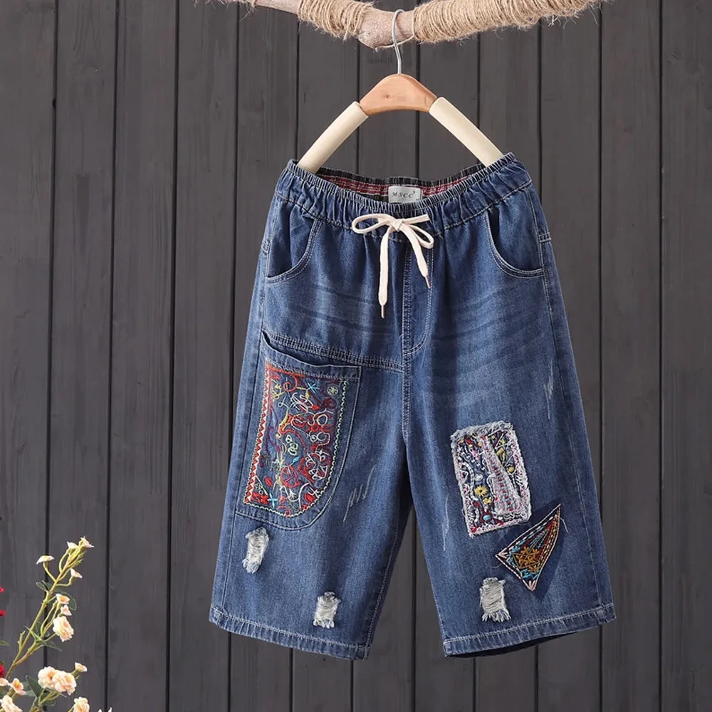 Ethnic style Embroidered Denim Shorts Women's Summer 2025 New Artistic Retro Loose Straight leg High waisted Five quarter Pants