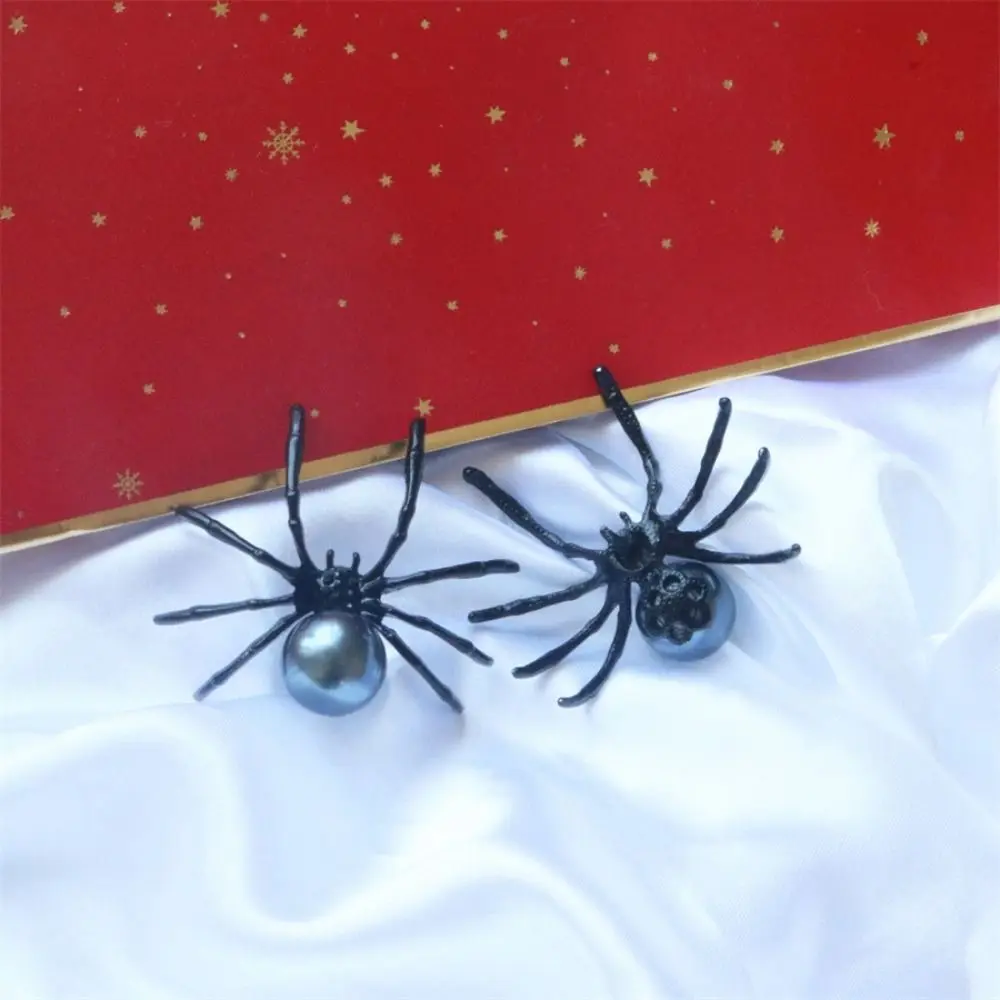 1Pair Durable Halloween Spider Insect Spider Earrings Exaggerated Personality Punk Ear Stud Alloy Black Pearl Jewelry For Women