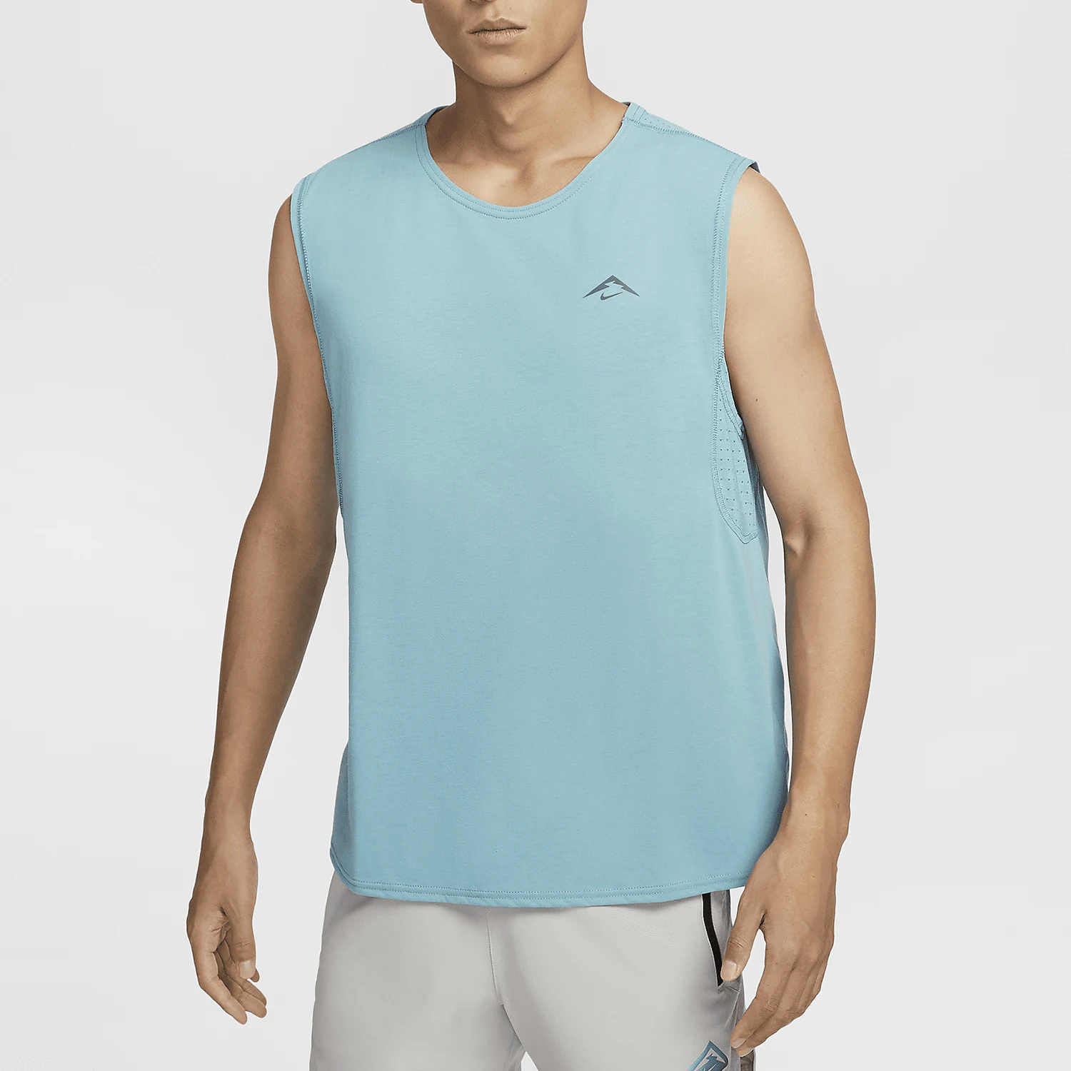 

Официальная мужская футболка без рукавов Nike Original Solar Chase Dri-FIT FN3310-464