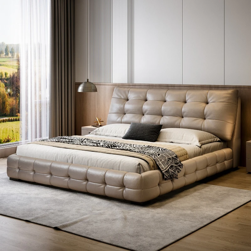 

Leather bed first layer cowhide modern simple atmosphere large master bedroom bed Italian 1.8 meters double soft bag