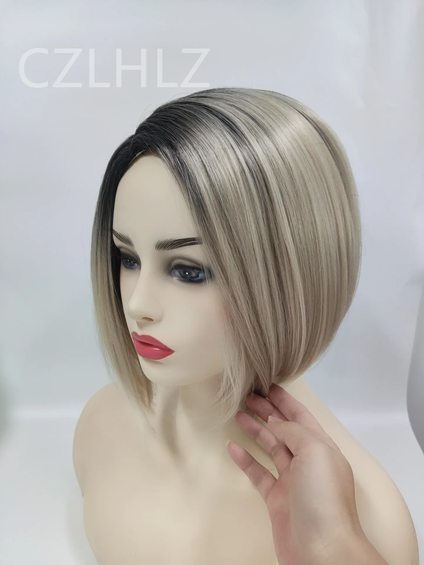 Full Wig Charming Daily Wigs Short Bob Straight Hair Fancy Dress Party Wig for Women Natural Brown Highlight Wig with Side Bangs