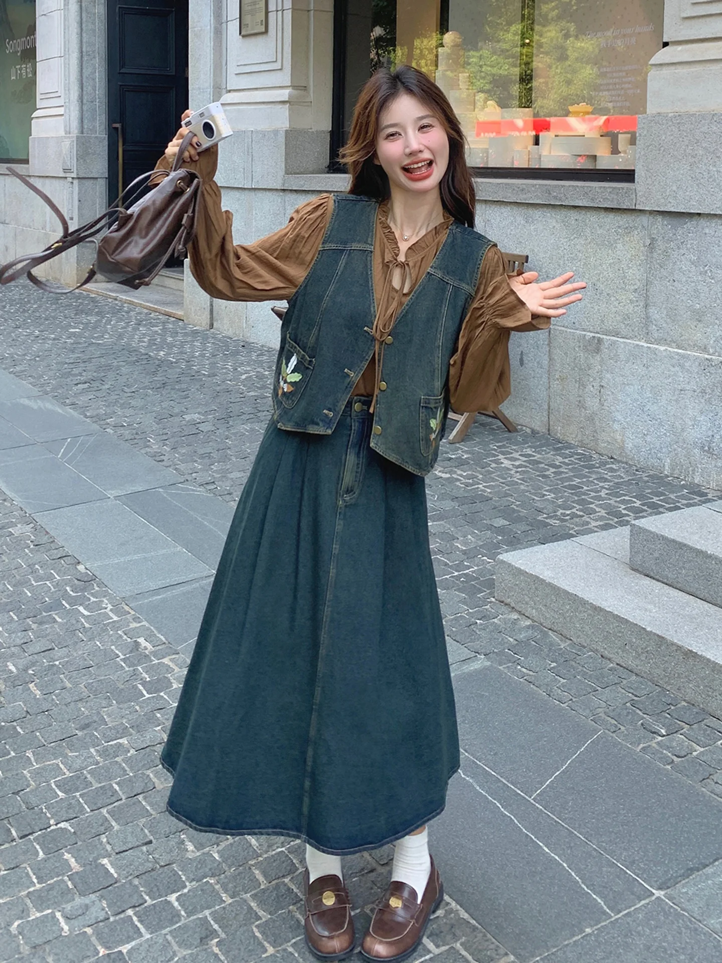 

Комплект джинсового жилета с вышивкой, женский модный футбольный костюм, весенне-осенний костюм irt College Sle, маленький размер, художественный ретро-тренд