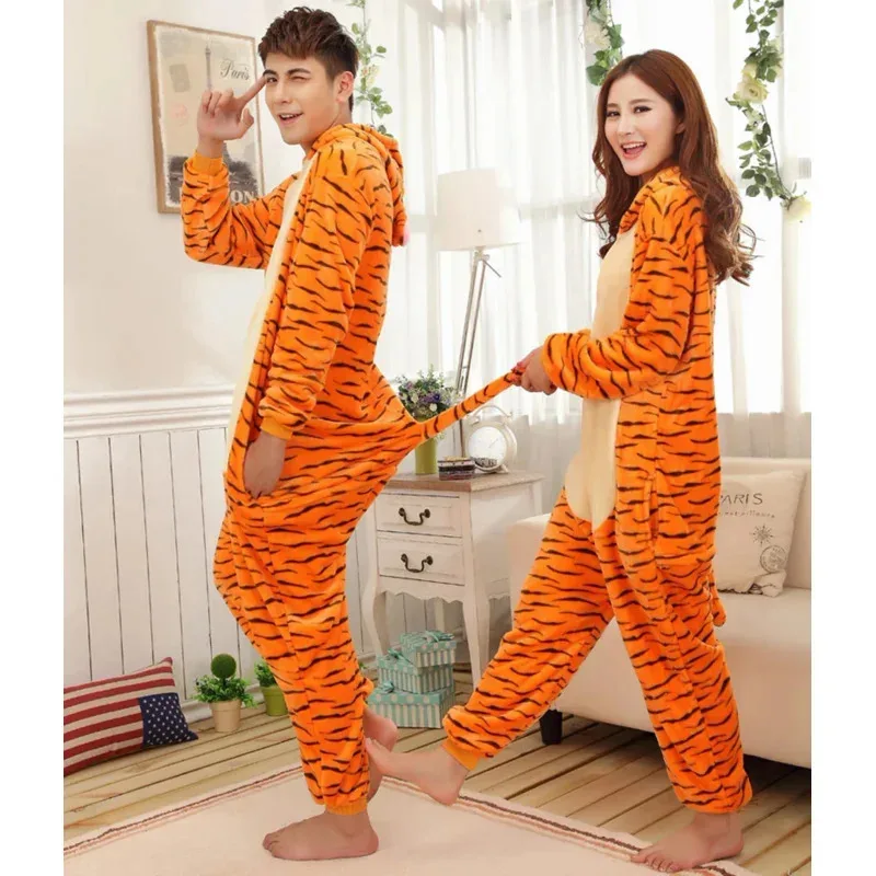 A Litter Of Bears Cosjie Adults Animal Onesies Tiger Pajamas Sets Sleepwear Women Men Winter Unisex Pig Panda Costumes 2025 New