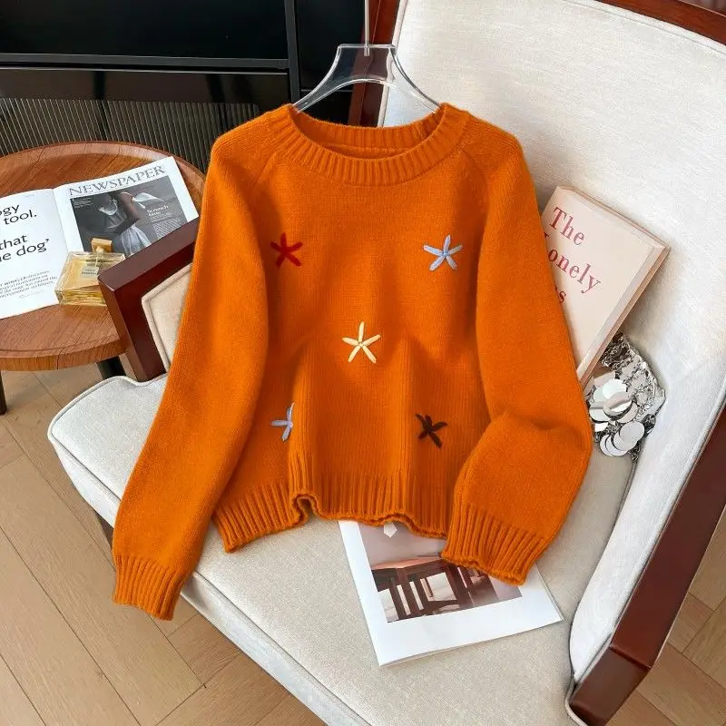 

Three Dimensional Flower Round Neck Knitted Sweater for Women's Autumn and Winter Loose Western-style Base Shirt and Top