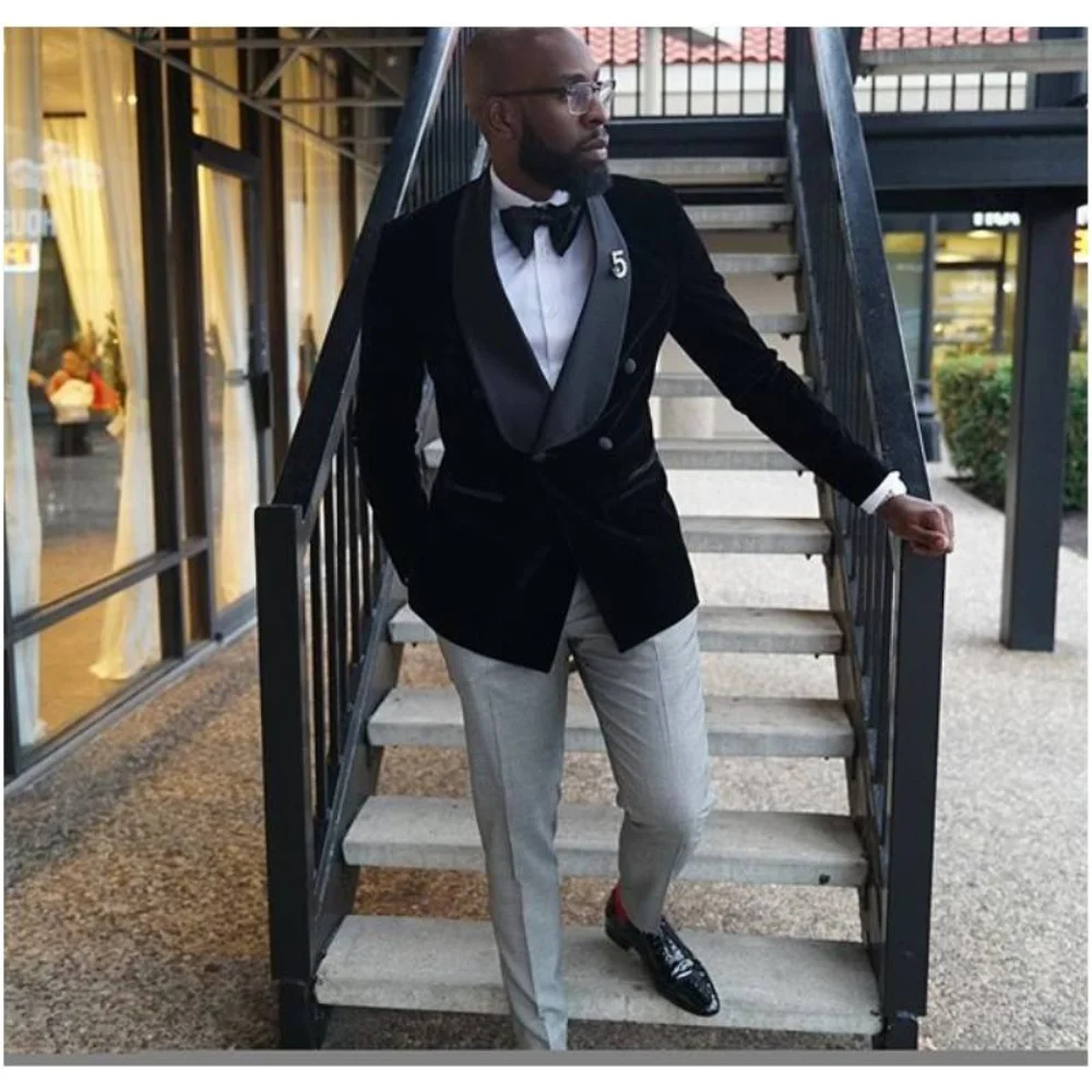

Men Suits 2 Pieces Velvet Coat and Grey Pants Groom Casual Arket blazer for Tuxedos Velvet for Wedding Custom Blazer Sets