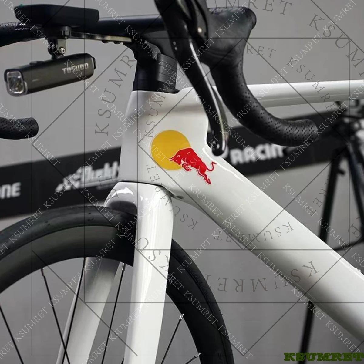 Vinyl voor Red Bull Sponsor Stickers Motor Fiets Tank Logo Decals Stuur Bovenbuis Waterdicht