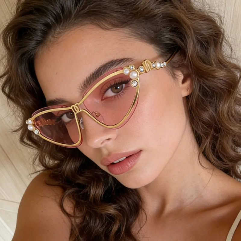 

Vintage Luxury Cat Eye Sunglasses Women Gold Frame Pearl Rhinestone Pink Lens UV400 Protection Eyewear