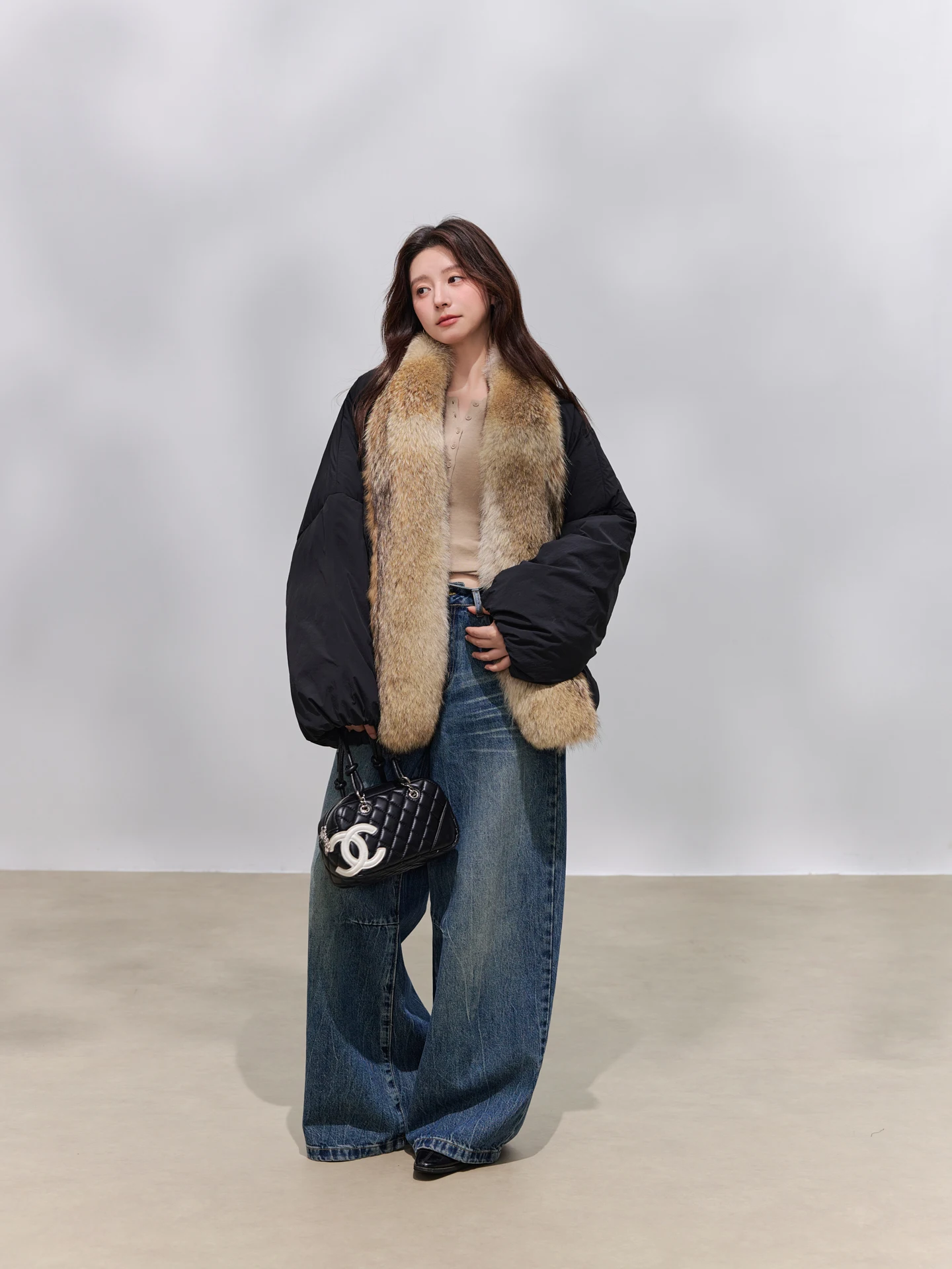 

Женская пуховая парка Chen You с отстегивающимся воротником из волчьего меха, 90% белый гусиный пух, с микротекстурой, удобная для поездок на работу