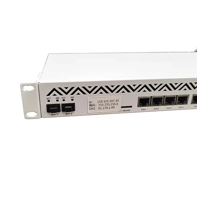

Оригинальный CCR1036-8G и новый маршрутизатор Mikrot CCR1036-8G-2S+EM